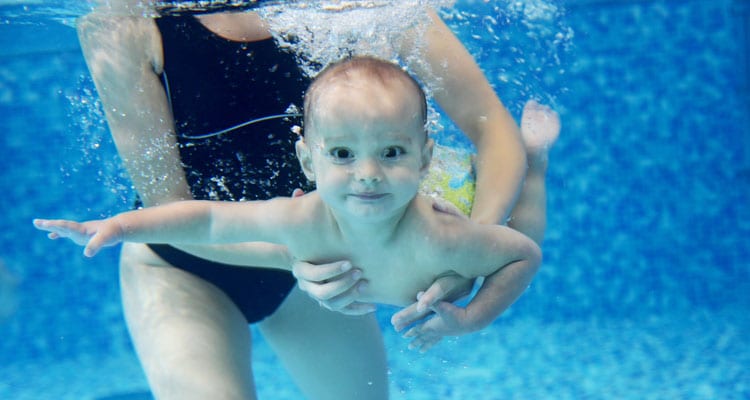Nauka pływania – najlepsza forma rozwoju dziecka