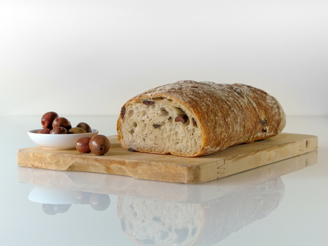 Wypiekacze do chleba – prosty sposób na zdrowe pieczywo