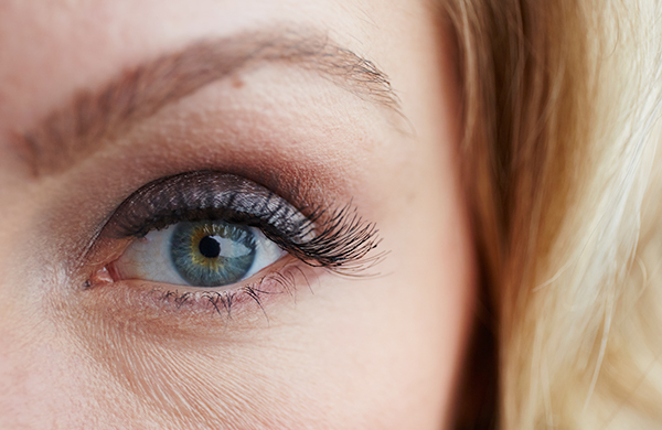 Jak dbać o oczy? Praktyczne wskazówki