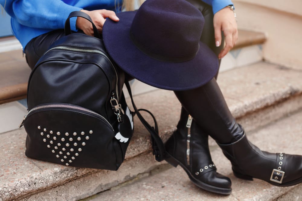 Elegancki plecak zamiast torebki – postaw na wygodę w miejskim stylu