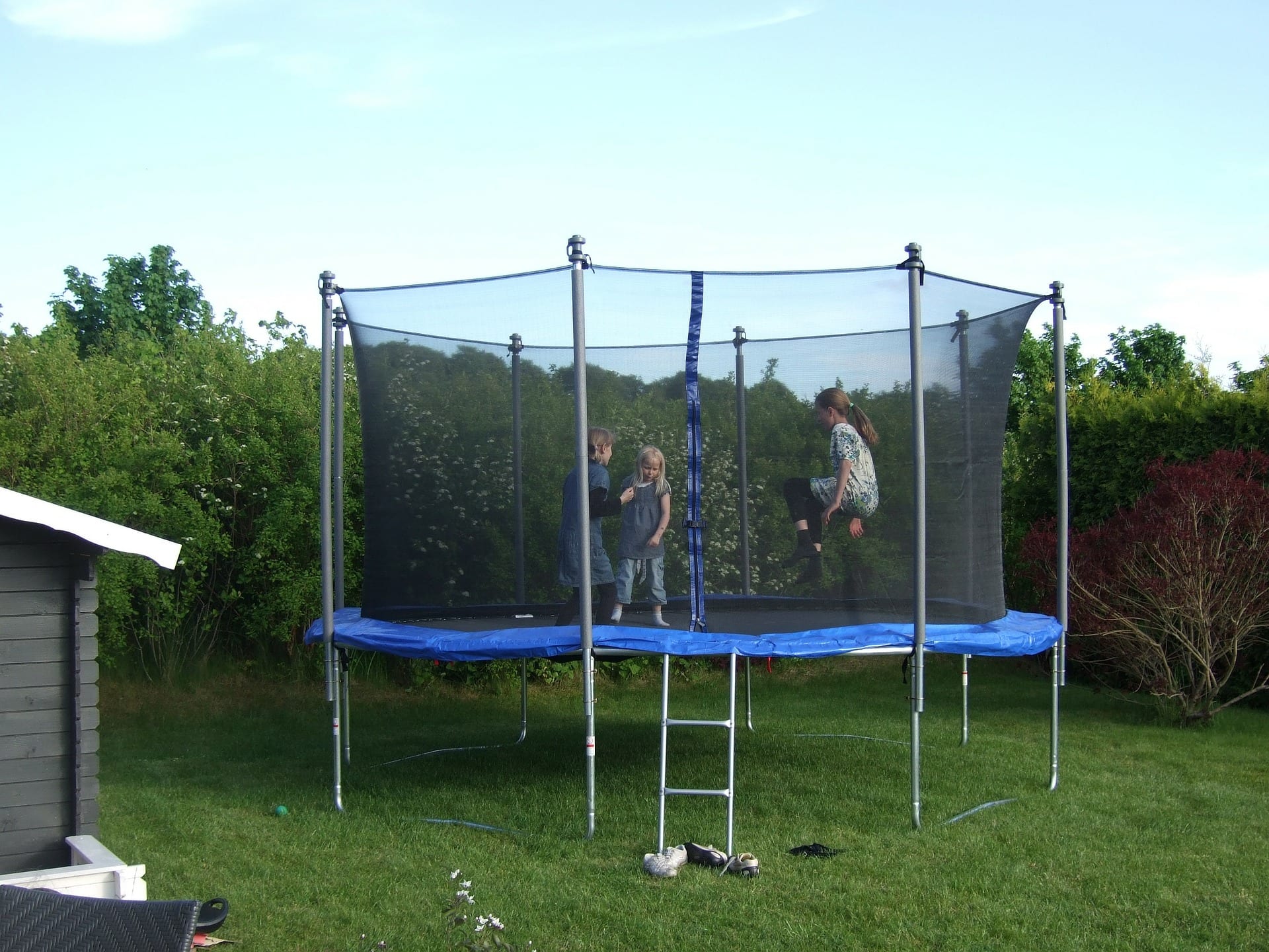 trampolina zewnętrzna producent