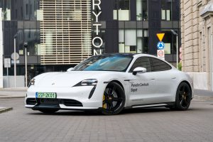 Porshe-Taycan-Turbo-Porsche-Centrum-Sopot-test-Motom-