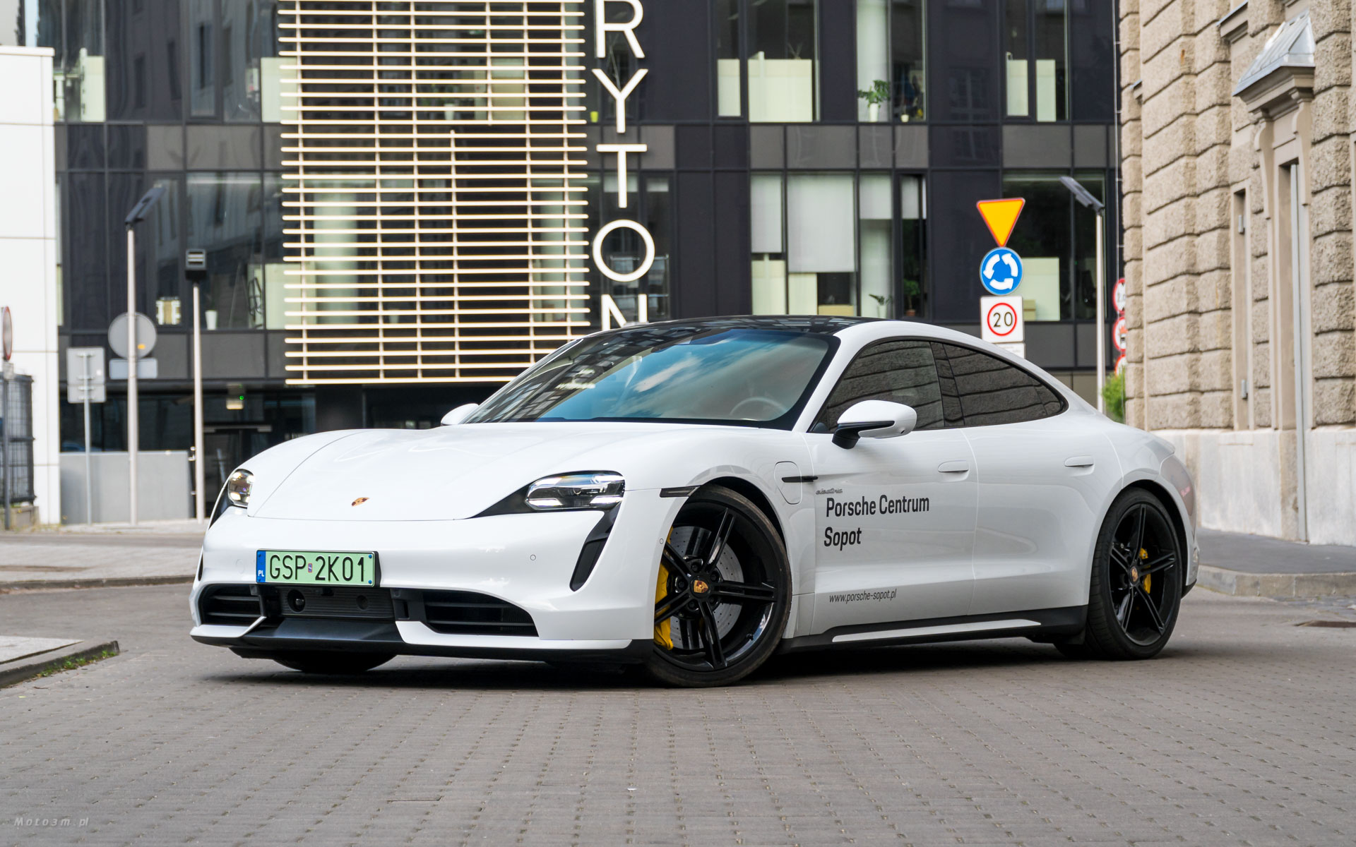 Porshe-Taycan-Turbo-Porsche-Centrum-Sopot-test-Motom-