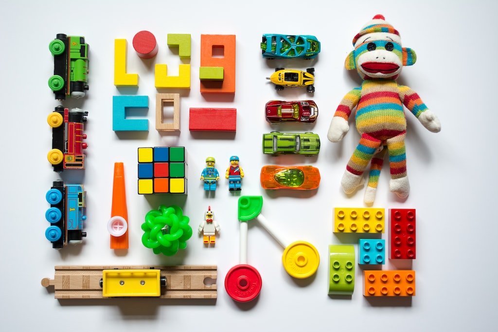 Zabawki interaktywne czy tradycyjne – co wolą dzieci?