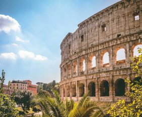 Koloseum - jedna z atrakcji turystycznych popularnych wśród Polaków