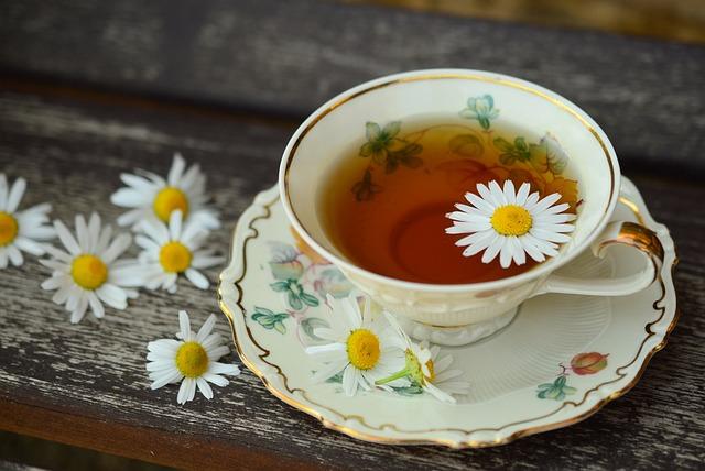 herbatka ziołowa na problemy związane z menopauzą