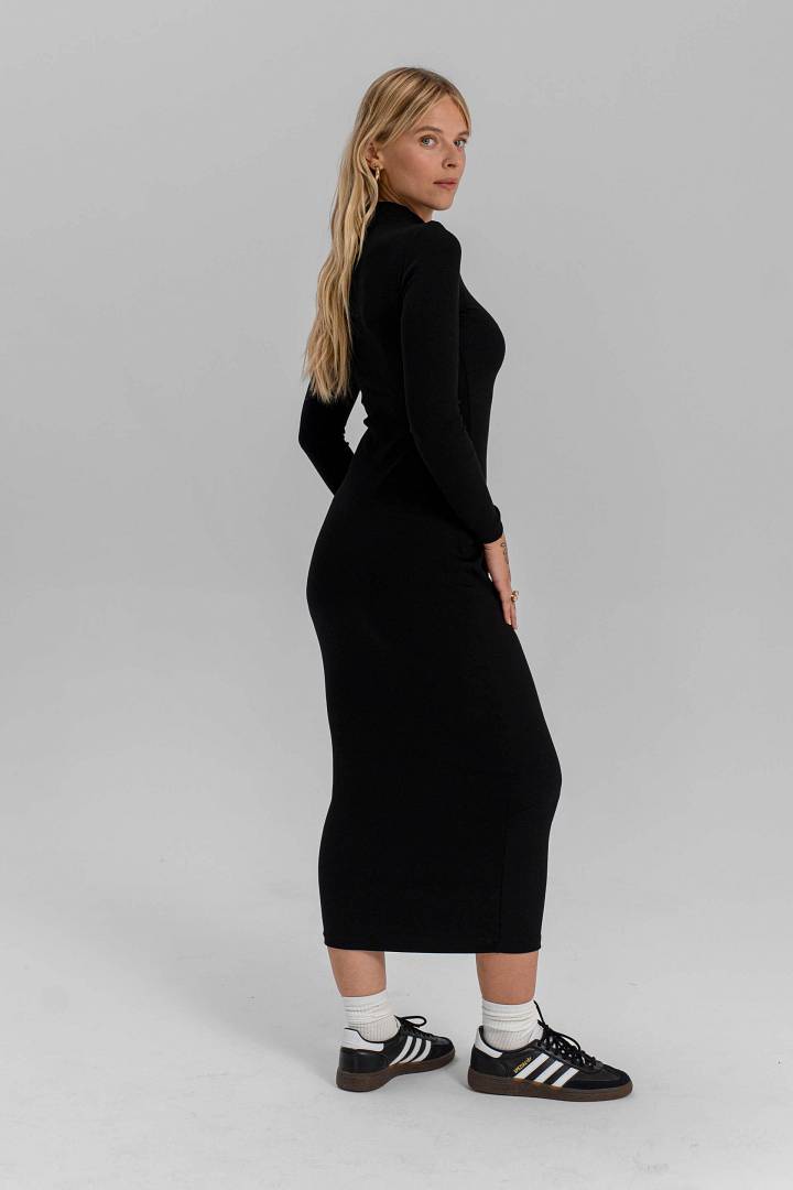 elba-black.jpg